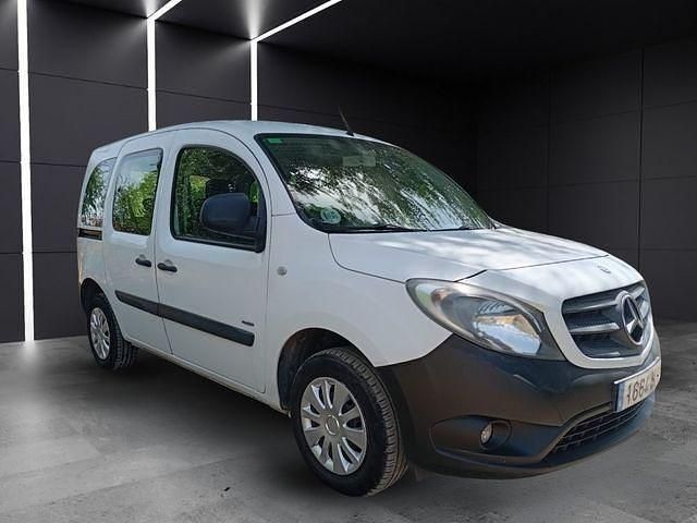 Usado Mercedes Citan 109 90 CV (66 kW) 2013 Blanco Familiar