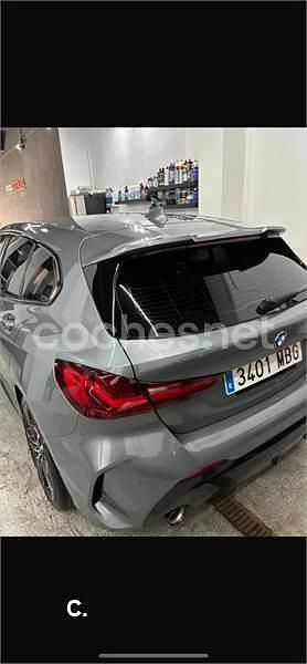 Usado BMW 118 136 CV (100 kW) 2022 Gris / plata Utilitario