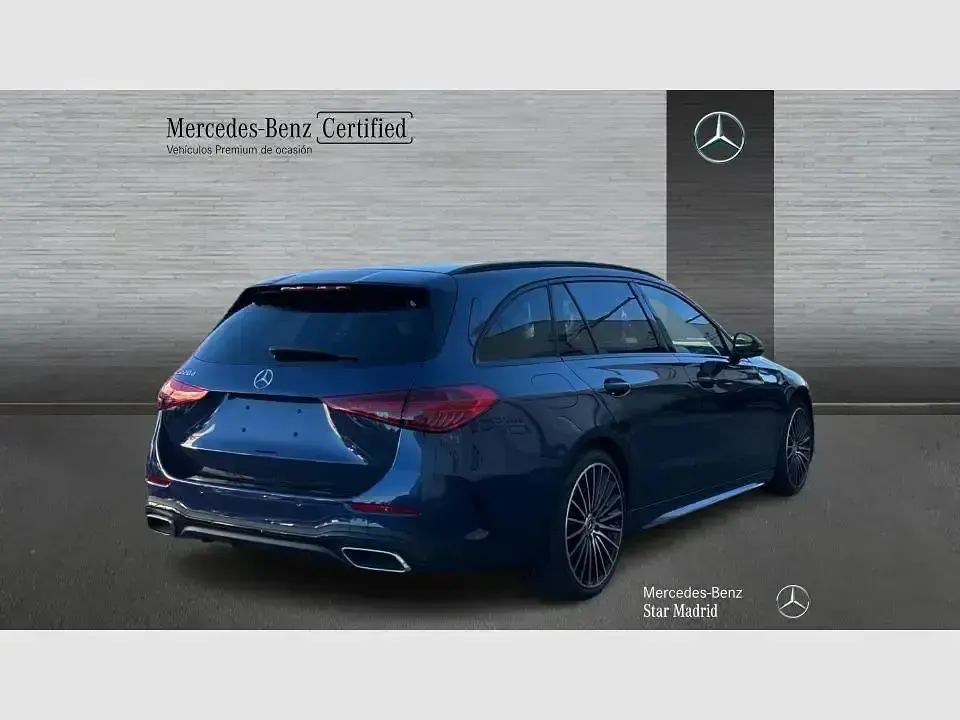 Usado Mercedes C220 200 CV (147 kW) 2025 Azul Familiar