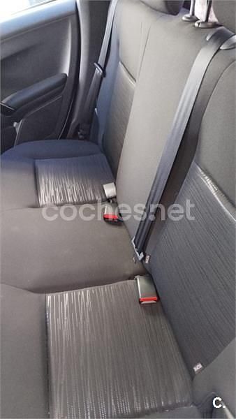 Usado Peugeot 208 Access 82 CV (60 kW) 2018 Blanco Utilitario