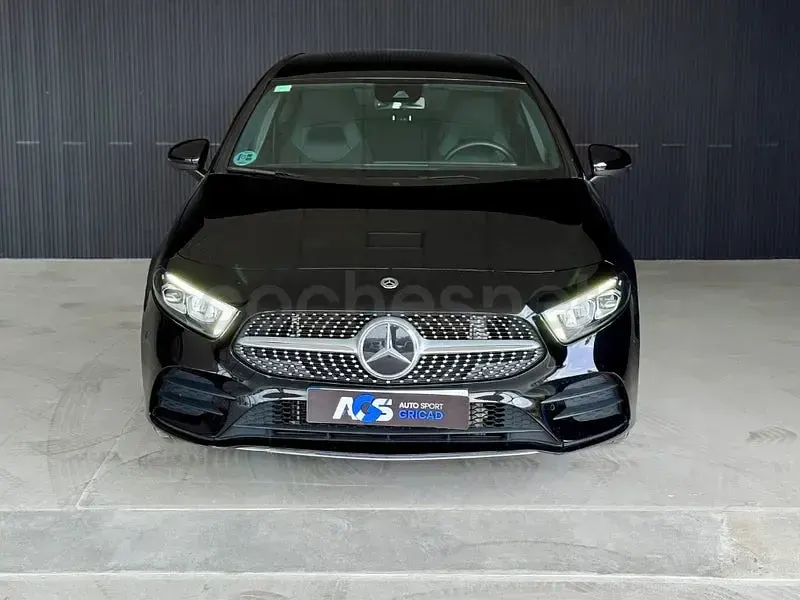 Usado Mercedes A180 136 CV (100 kW) 2020 Negro Berlina
