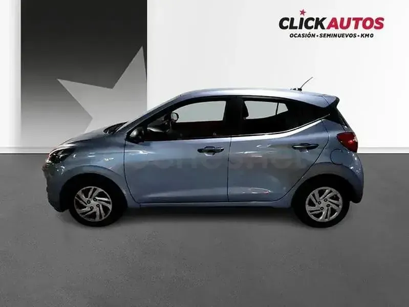 Usado Hyundai i10 67 CV (49 kW) 2024 Azul Utilitario