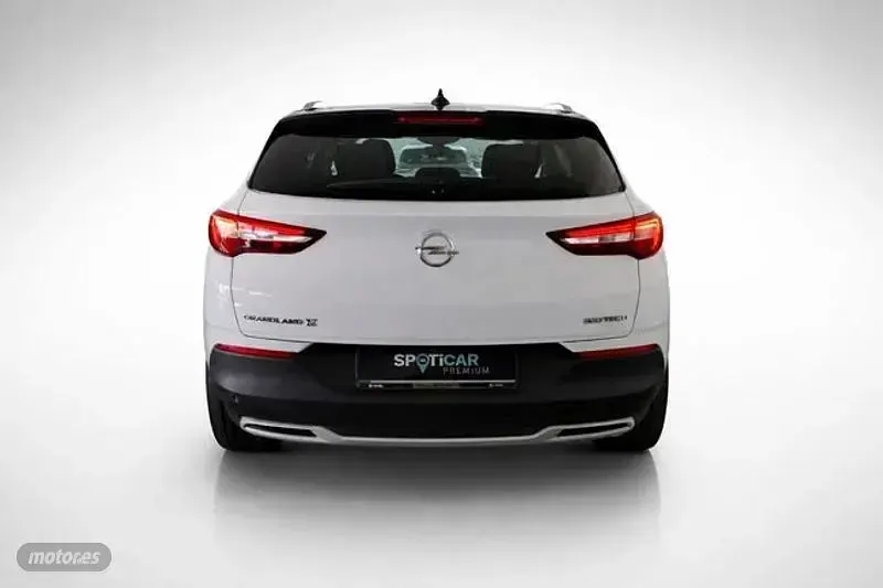 Usado Opel Grandland X Design & Tech 130 CV (95 kW) 2021 Blanco SUV