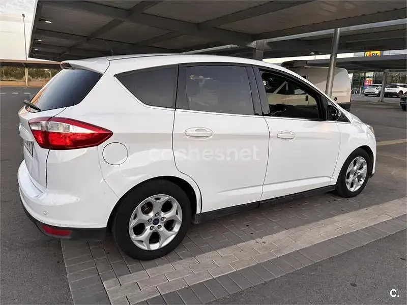 Usado Ford C-MAX Trend 115 CV (84 kW) 2012 Blanco Monovolumen