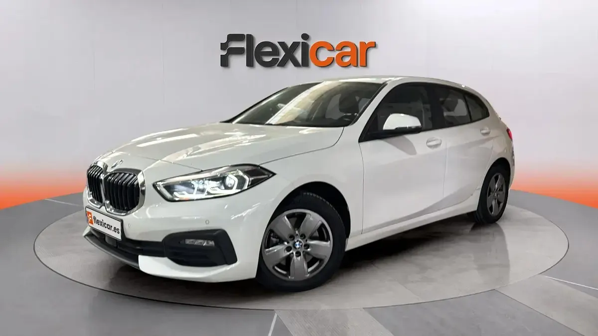 Usado BMW 116 116 CV (85 kW) 2022 Blanco Utilitario
