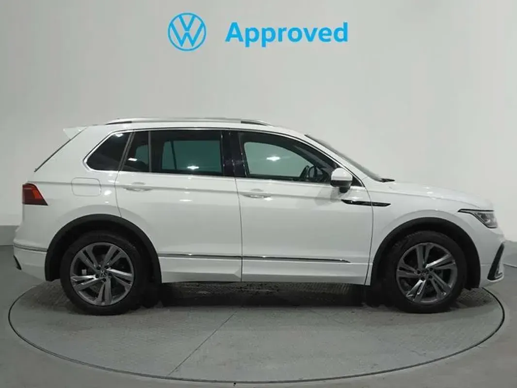 Usado VW Tiguan R-line 150 CV (110 kW) 2023 Blanco SUV