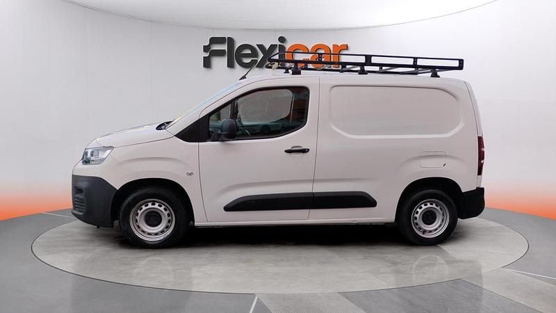Usado Citroën Berlingo Feel 102 CV (75 kW) 2021 Blanco Monovolumen