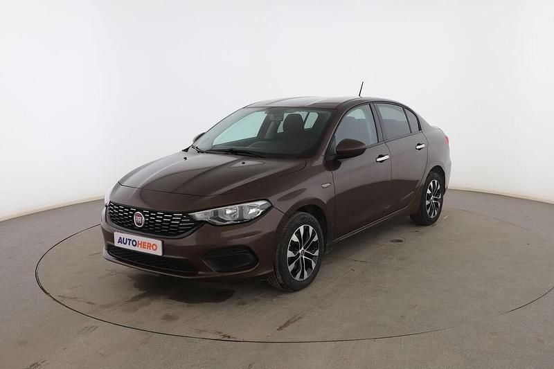 Marrón Usado 2016 Fiat Tipo Easy Berlina | 9899 € (Precio justo) - Imagen 1/3