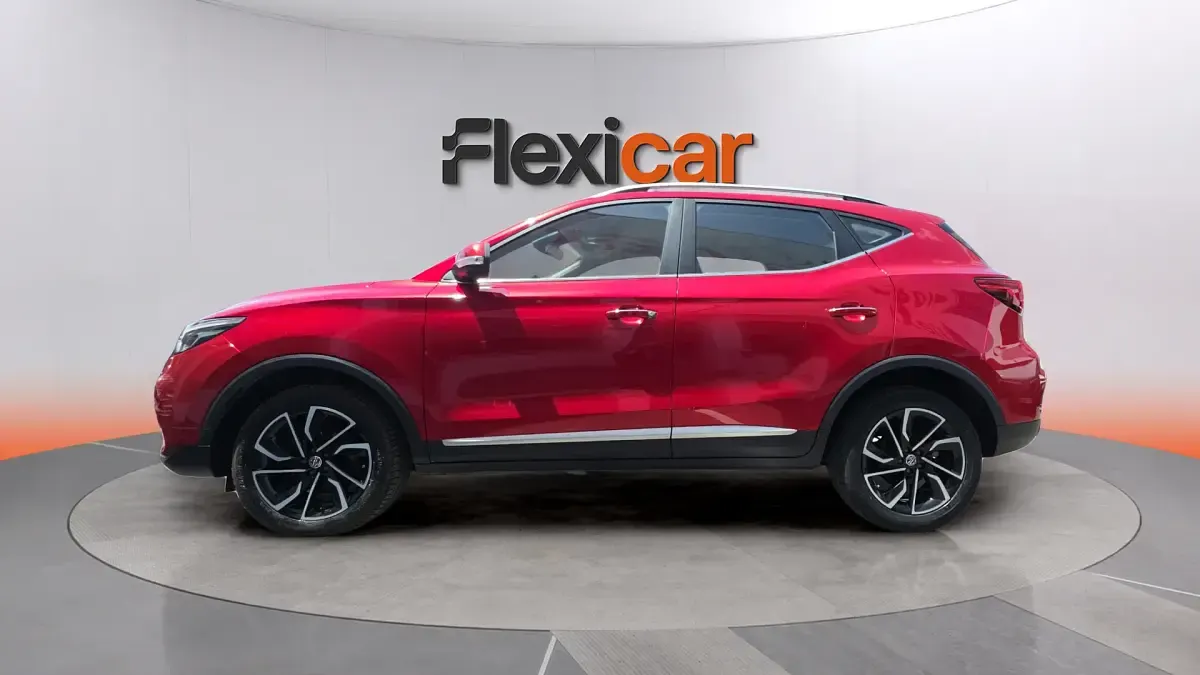 Usado MG ZS Luxury 106 CV (77 kW) 2021 Rojo SUV