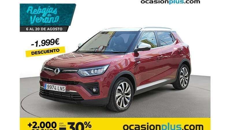 Rojo Usado 2021 Ssangyong Tivoli Limited SUV | 18.537 € (Un poco caro) - Imagen 1/4