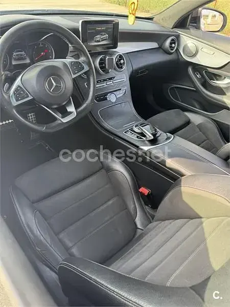 Używany Mercedes C220 170 KM (125 kW) 2017 Biały Coupe