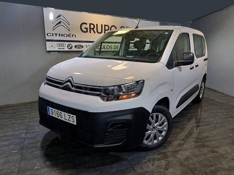 Usado Citroën Berlingo Live 102 CV (75 kW) 2022 Blanco Monovolumen
