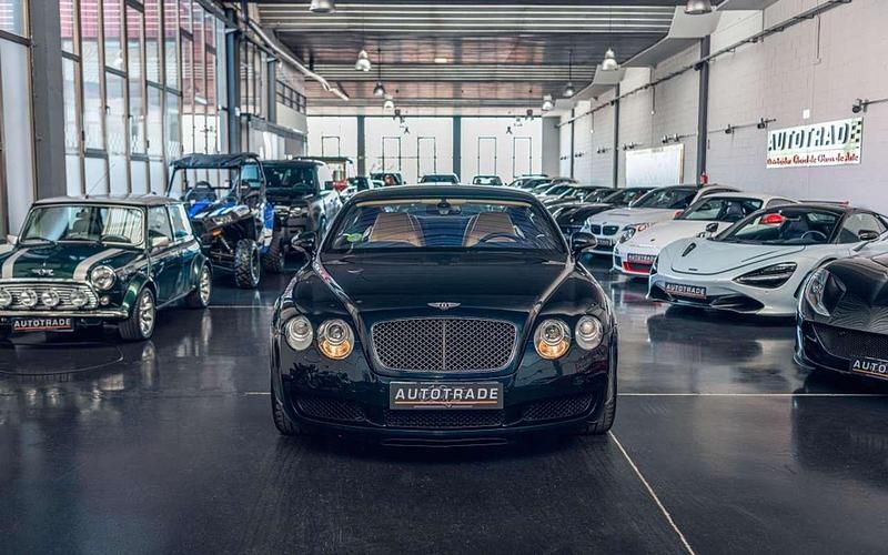 Usado Bentley Continental GT Mulliner 560 CV (411 kW) 2006 Azul Coupe