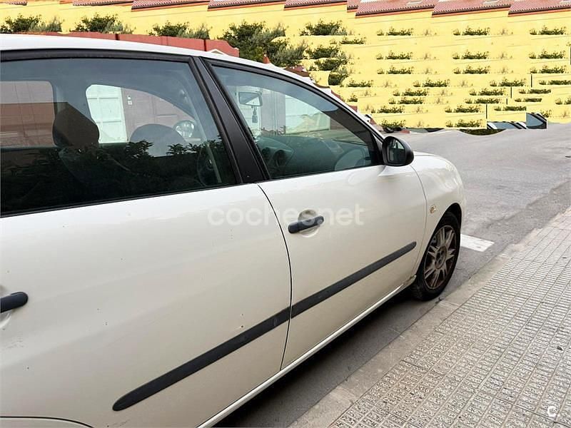 Usado Seat Ibiza Reference 85 CV (62 kW) 2007 Blanco Utilitario
