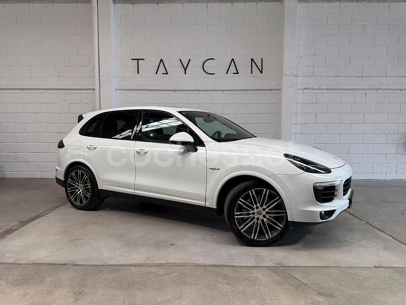Usado Porsche Cayenne S E-Hybrid 416 CV (305 kW) 2015 Blanco SUV