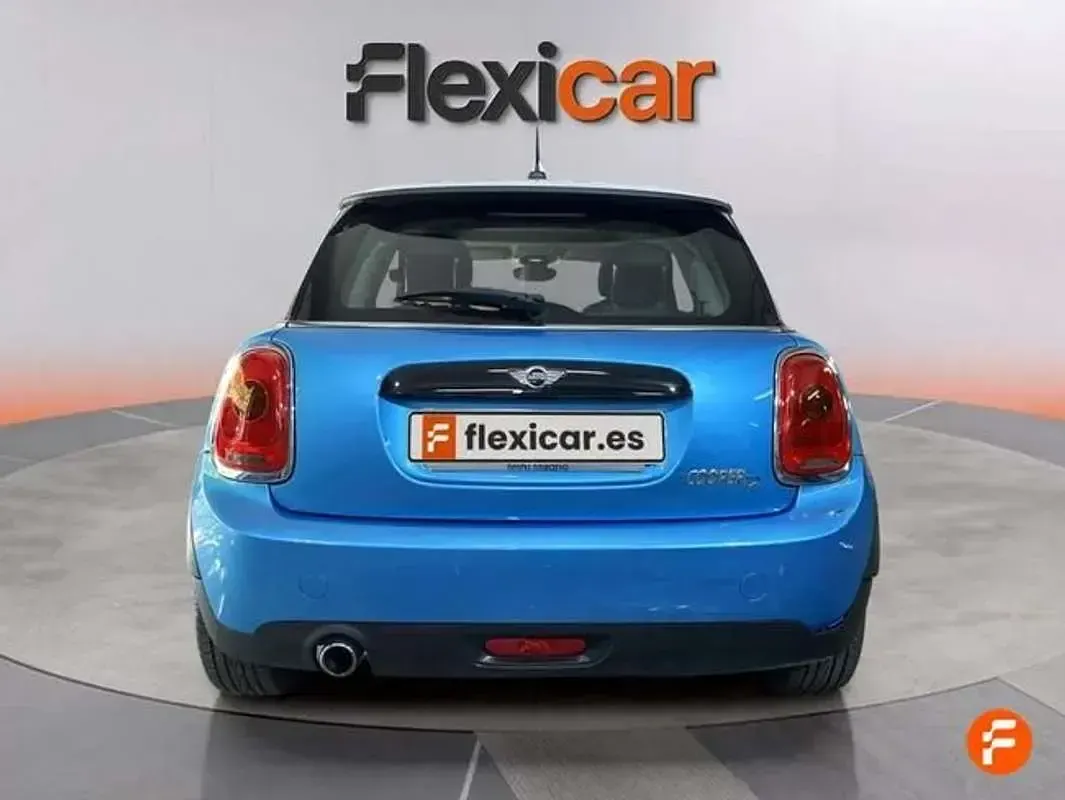 Usado Mini Cooper D 116 CV (85 kW) 2017 Azul Utilitario