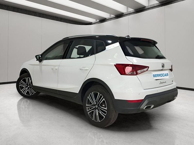 Usado Seat Arona FR 115 CV (84 kW) 2024 Blanco SUV