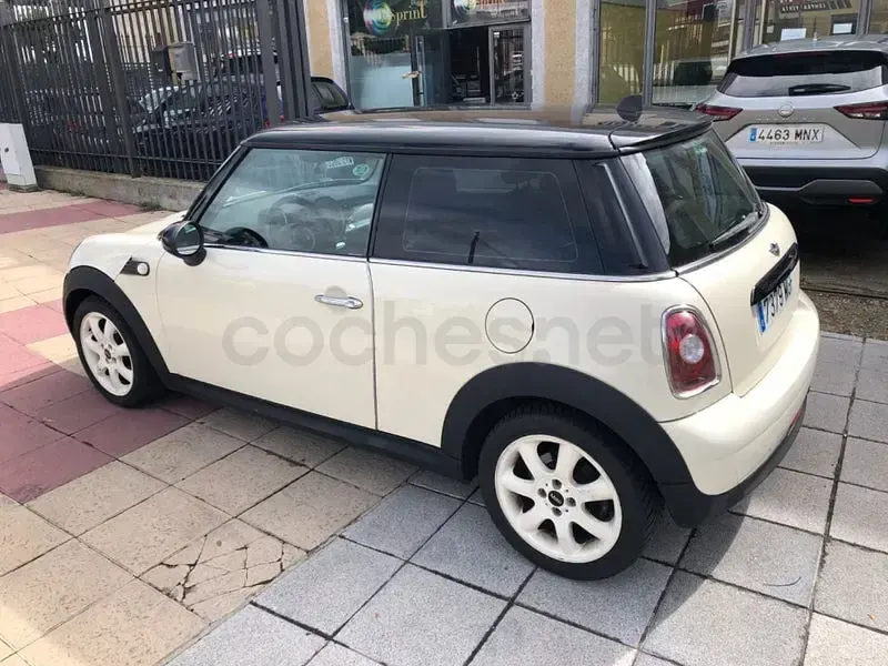 Usado Mini ONE 75 CV (55 kW) 2009 Blanco Utilitario