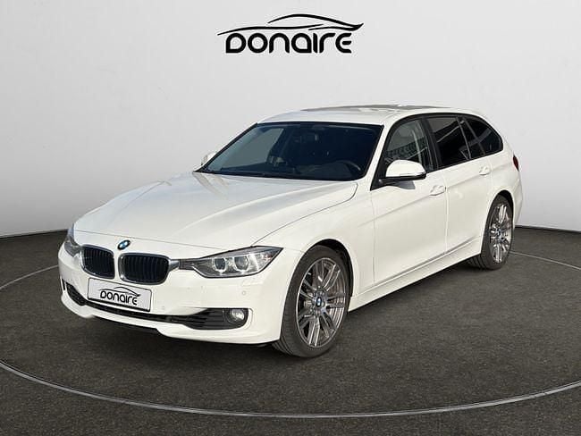 Blanco Usado 2014 BMW 525 Comfort Edition Familiar | 13.990 € (Precio justo) - Imagen 1/4