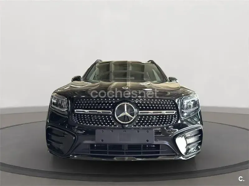 Usado Mercedes GLB200 163 CV (119 kW) 2025 Negro SUV