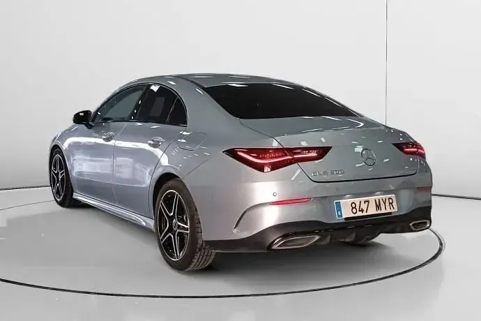 Usado Mercedes CLA200 163 HP (119 kW) 2025 Sedan