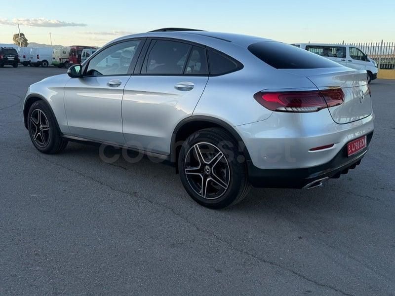 Usado Mercedes GLC220 194 CV (142 kW) 2020 Gris / plata Coupe