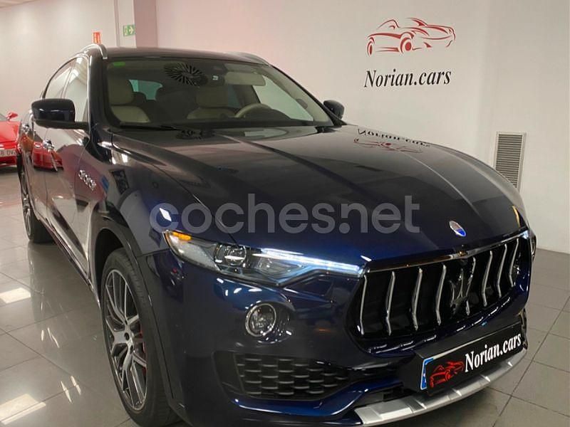 Usado Maserati Levante 430 CV (316 kW) 2017 Azul SUV