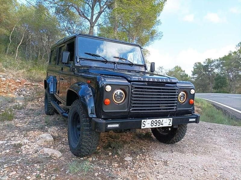 Negro Usado 1991 Land Rover Defender Familiar | 28.500 € - Imagen 1/4