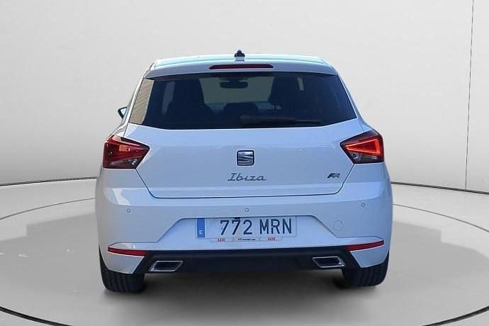 Usado Seat Ibiza FR 150 CV (110 kW) 2024 Gris Utilitario