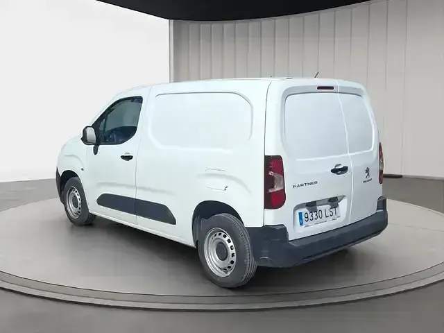Usado Peugeot Partner S 102 CV (75 kW) 2021 Blanco Monovolumen