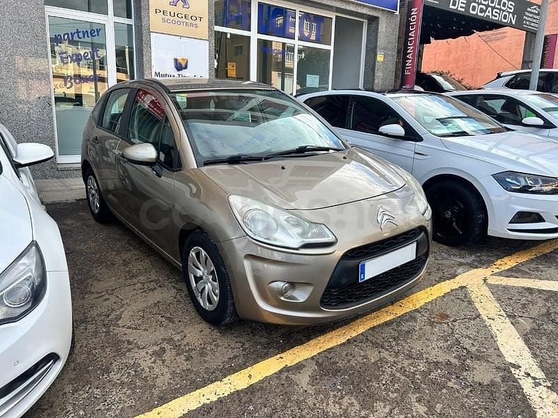 Usado Citroën C3 Attraction 73 CV (53 kW) 2011 Beige Berlina