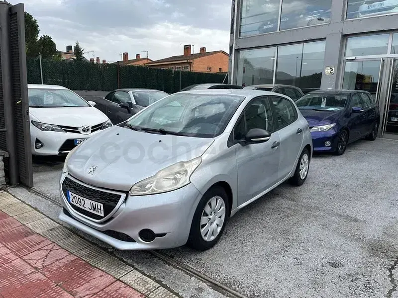 Usado Peugeot 208 Access 68 CV (50 kW) 2016 Gris / plata Utilitario