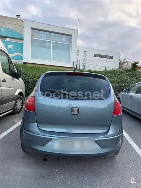 Usado Seat Altea Reference 102 CV (75 kW) 2005 Azul Monovolumen