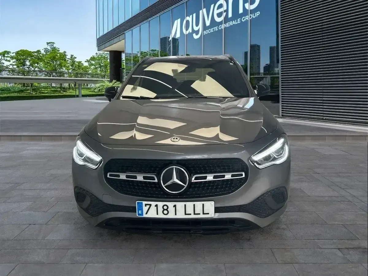 Usado Mercedes GLA200 150 CV (110 kW) 2020 Gris SUV