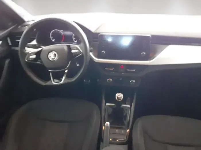 Usado Skoda Kamiq Sport 110 CV (80 kW) 2023 Naranja SUV