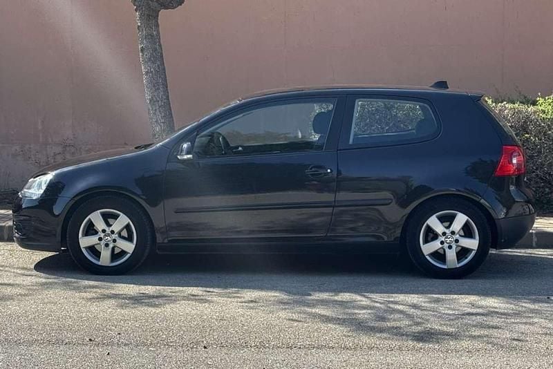 Usado VW Golf V GT 105 CV (77 kW) 2007 Negro Utilitario