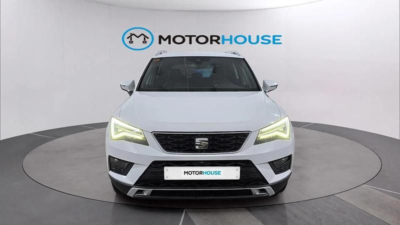 Usado Seat Ateca 4Drive 190 CV (139 kW) 2016 Blanco SUV
