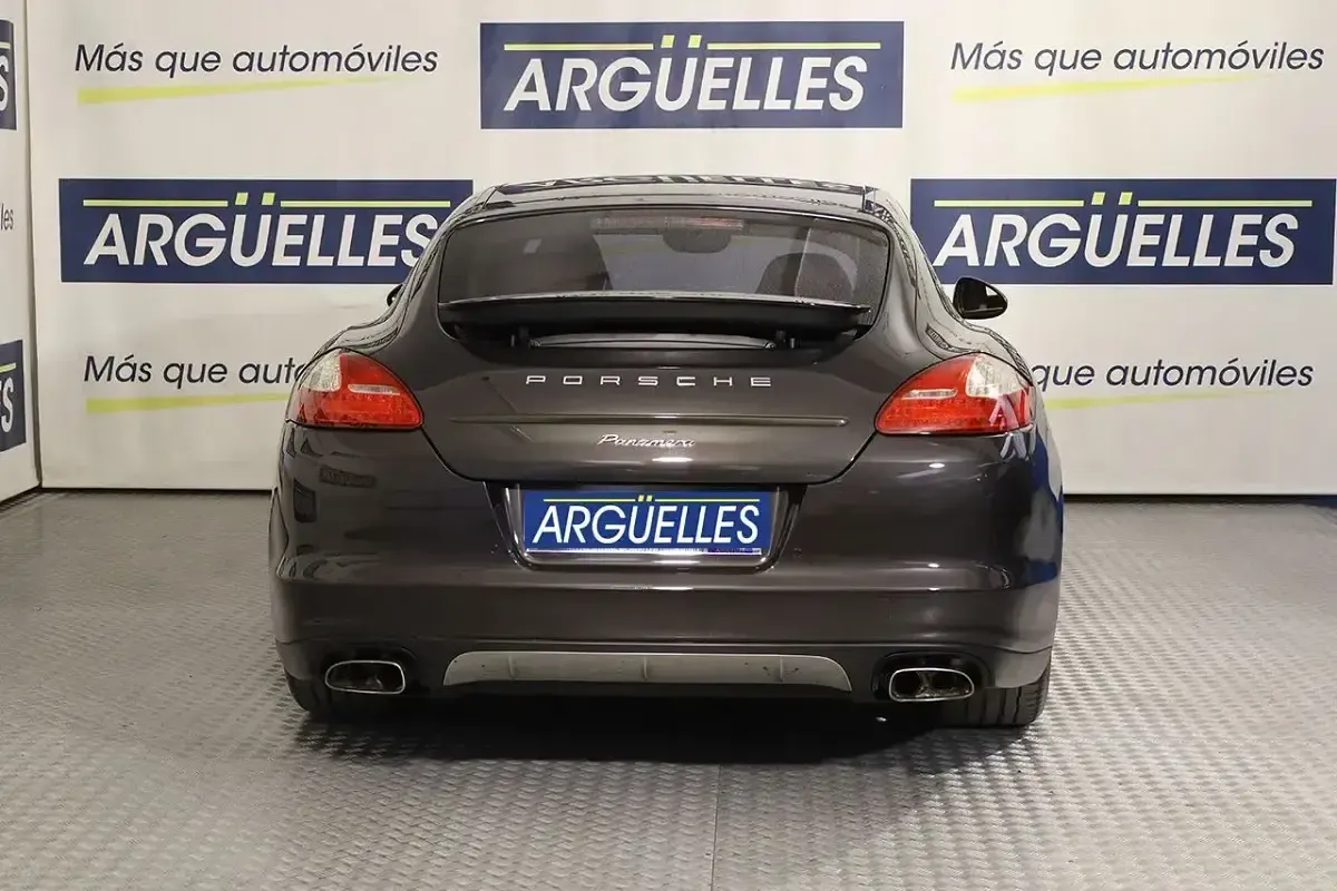 Usado Porsche Panamera 250 CV (183 kW) 2013 Negro Berlina