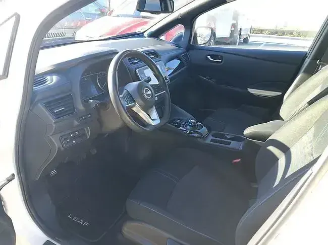 Usado Nissan Leaf N-Connecta 2022 Blanco Utilitario