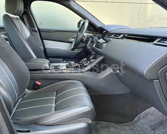 Usado Land Rover Range Rover Velar R-Dynamic 180 CV (132 kW) 2018 Negro SUV
