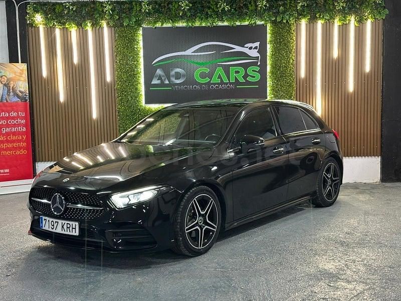 Usado Mercedes A180 116 CV (85 kW) 2018 Negro Berlina