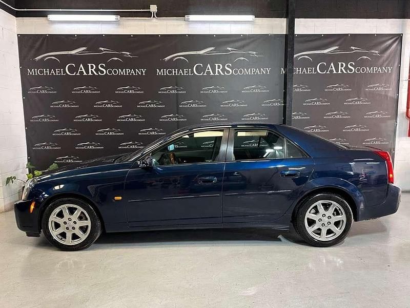 Usado Cadillac CTS 218 CV (160 kW) 2003 Azul Berlina