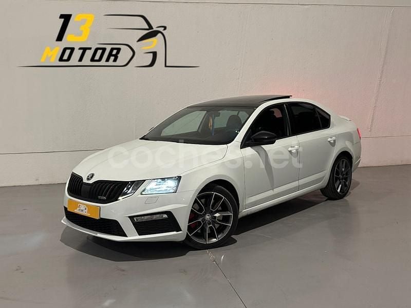 Blanco Usado 2018 Skoda Octavia RS Berlina | 20.990 € (Caro) - Imagen 1/4