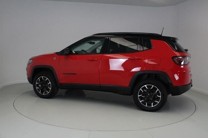 Usado Jeep Compass Overland 241 CV (177 kW) 2024 Negro SUV