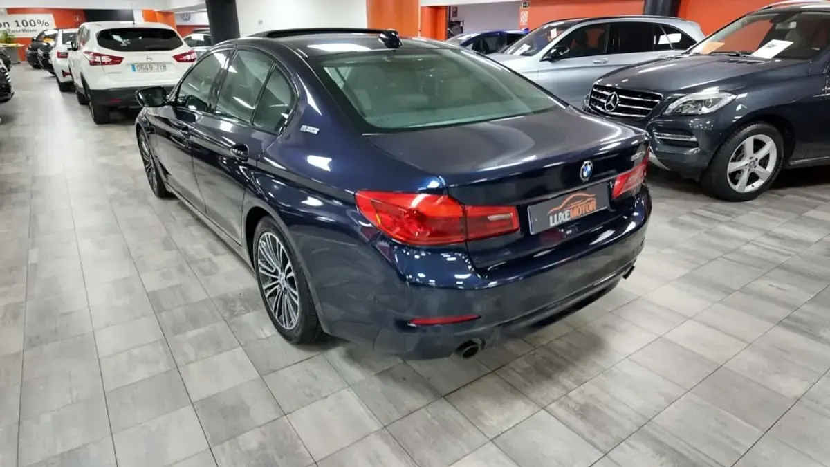 Usado BMW 530e iPerformance 252 CV (185 kW) 2019 Azul Berlina