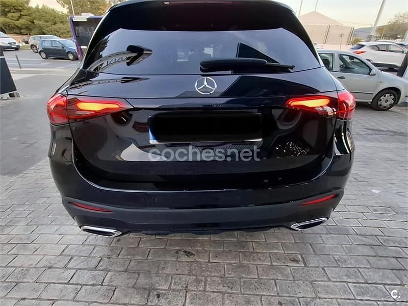 Usado Mercedes GLC220 197 CV (144 kW) 2023 Negro SUV