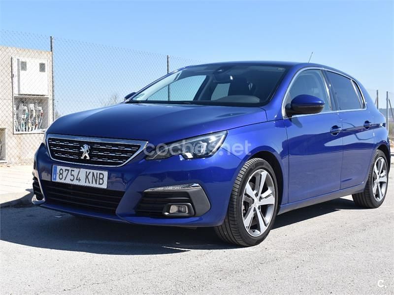 Usado Peugeot 308 Allure 130 CV (95 kW) 2018 Azul Berlina