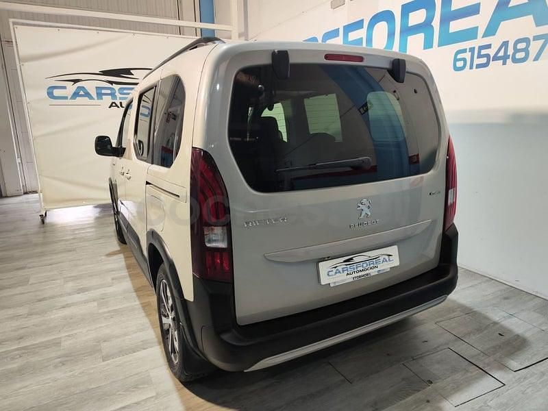 Usado Peugeot Rifter GT-line 130 CV (95 kW) 2019 Gris / plata Monovolumen