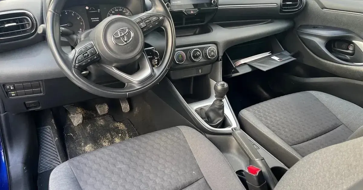 Usado Toyota Yaris Edition 125 CV (91 kW) 2021 Utilitario
