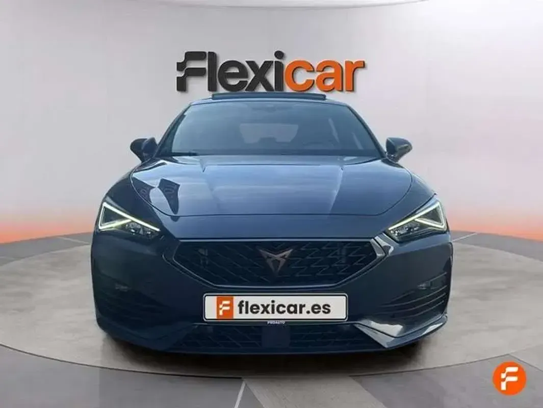 Usado Cupra Leon 190 CV (139 kW) 2023 Blanco Utilitario